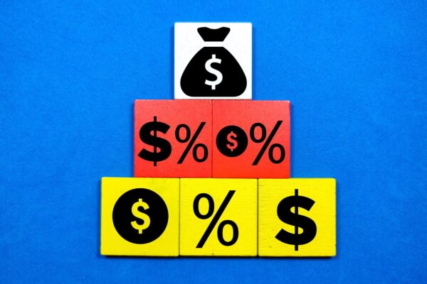 Discounturi: care aduc volum și care îți mănâncă marja
